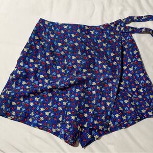 Vittadini•Vintage Silk Floral Skort••size 4